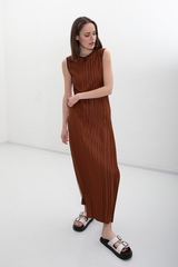 Erle Pleated Dress - Brown