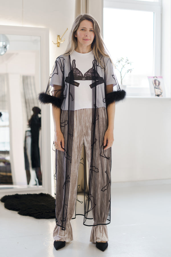 Get the Look - Lace Bra t-shirt, Kerli & Olivia