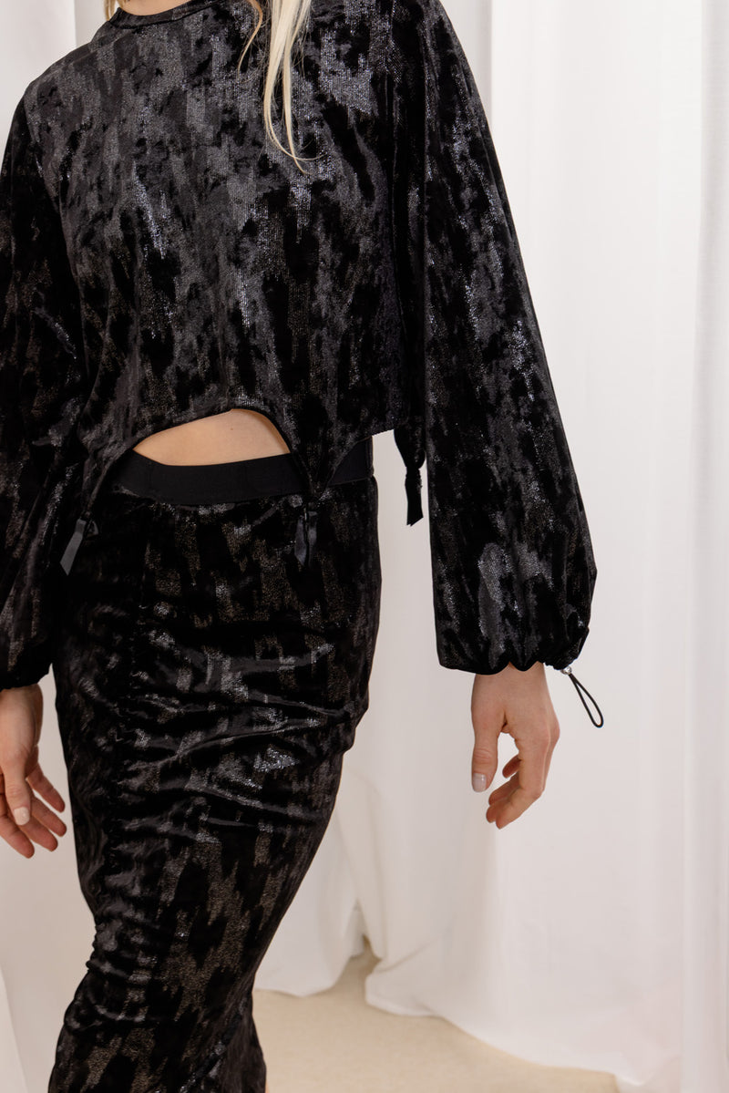 Liilit Velvet Crop Top - Black+Silver
